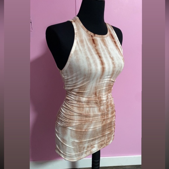 Beautiful soft Shien dress - Picture 2 of 5